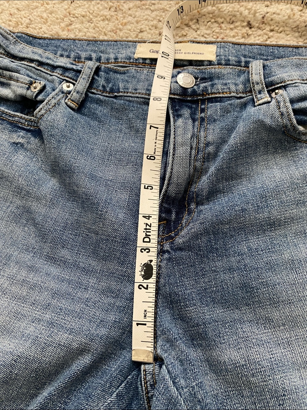 GAP Embroidered/Patched Best Girlfriend Jeans. 30R. - Picture 8 of 12
